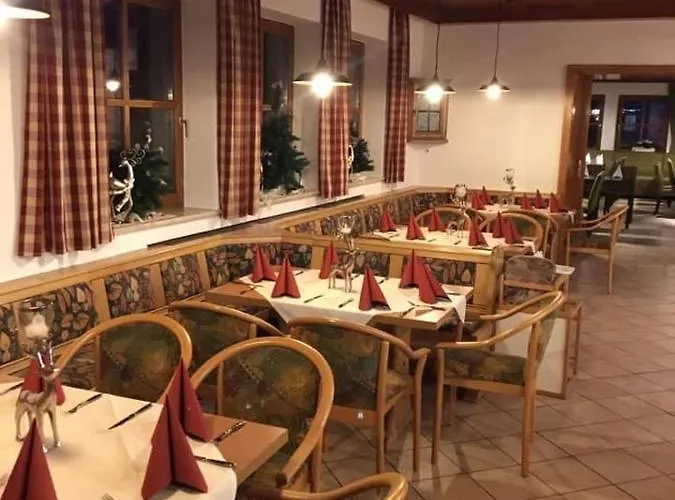 酒店 Burggasthof Weissenstein